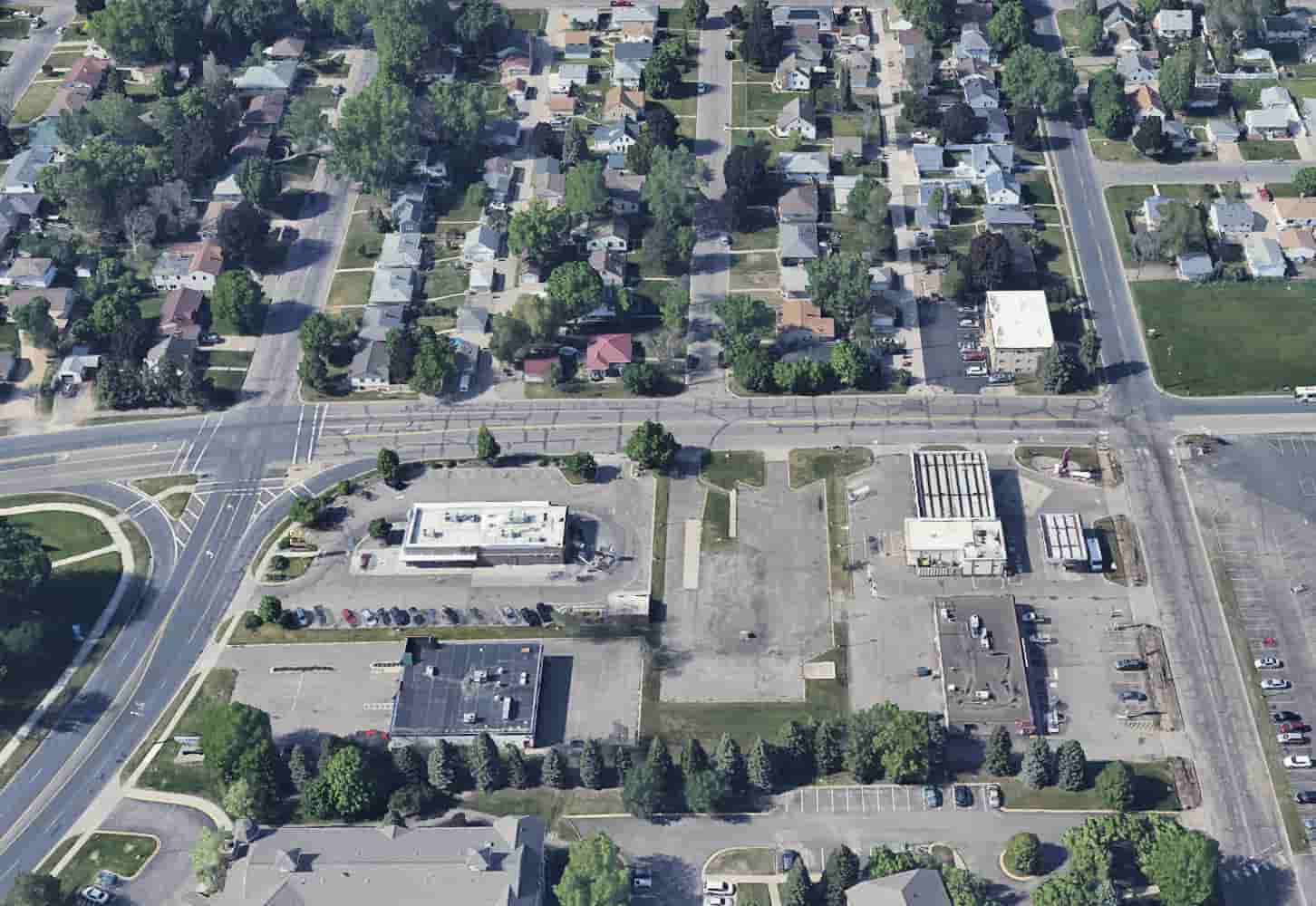 Aerial of South St. class=